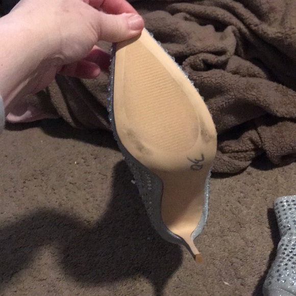 Size 10, Silver Zip up Ankle Boots with Rhinestones. - Picture 4 of 6